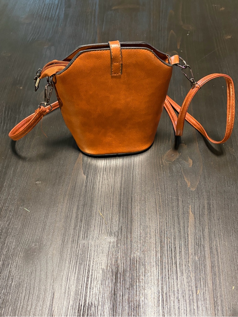 Light Brown Leather crossbody Purse - Picture 3 of 9